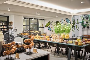 Daily full breakfast for a fee - Hotel Portinari (Bruges)