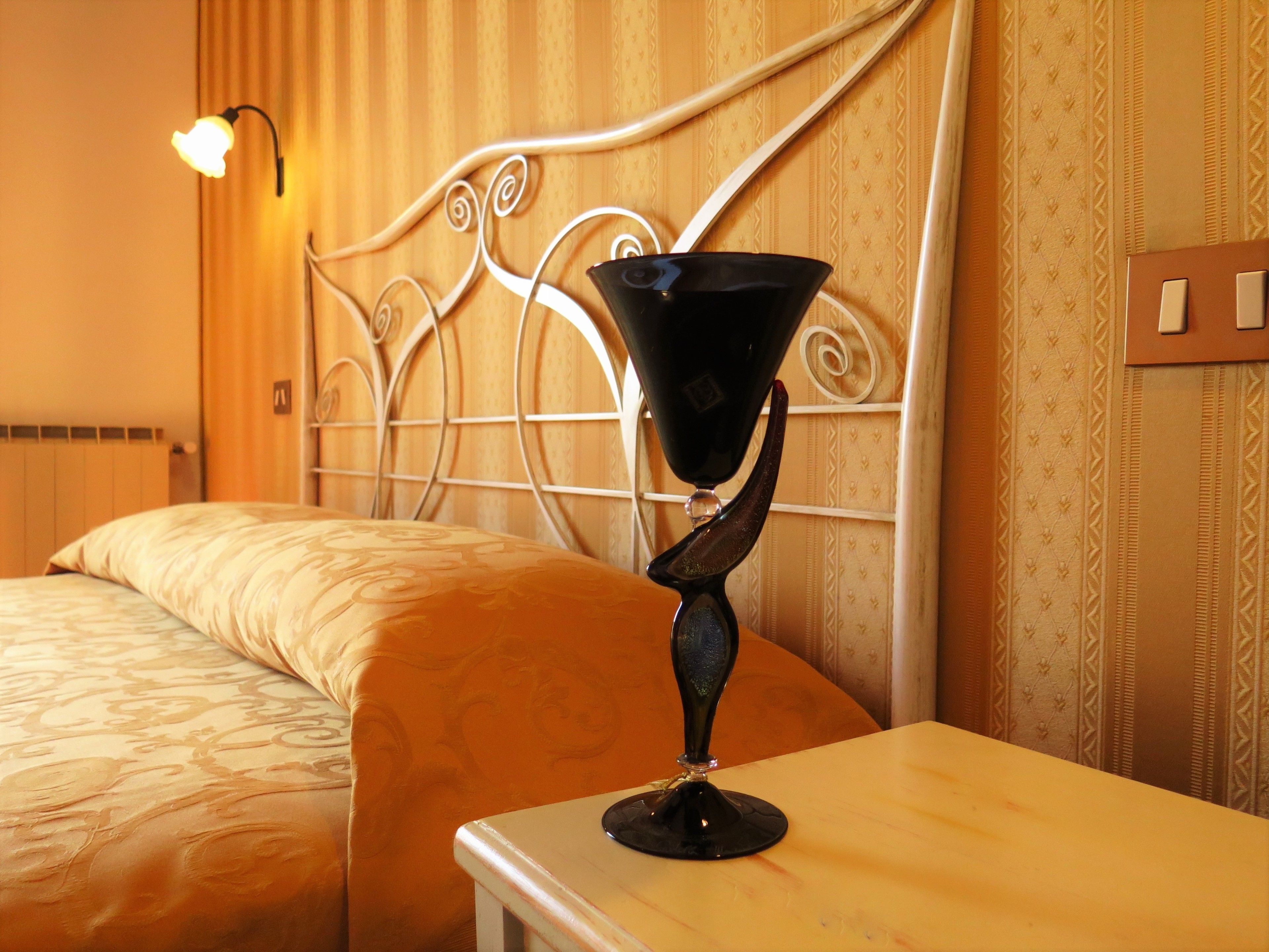 superior double or twin room, ensuite | down duvets, desk, free wifi