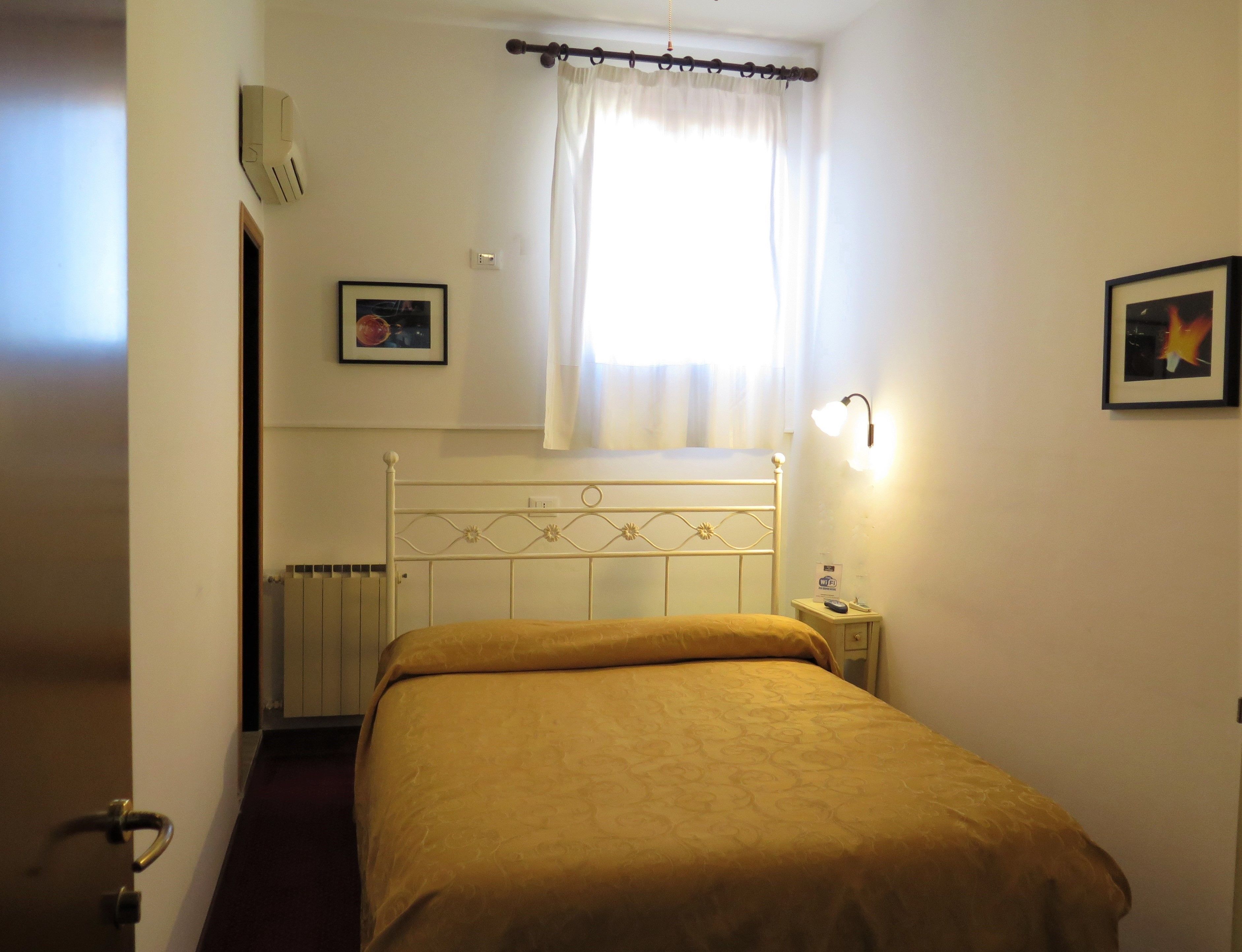 Chambre Double | Couette en duvet d'oie, bureau, Wi-Fi gratuit