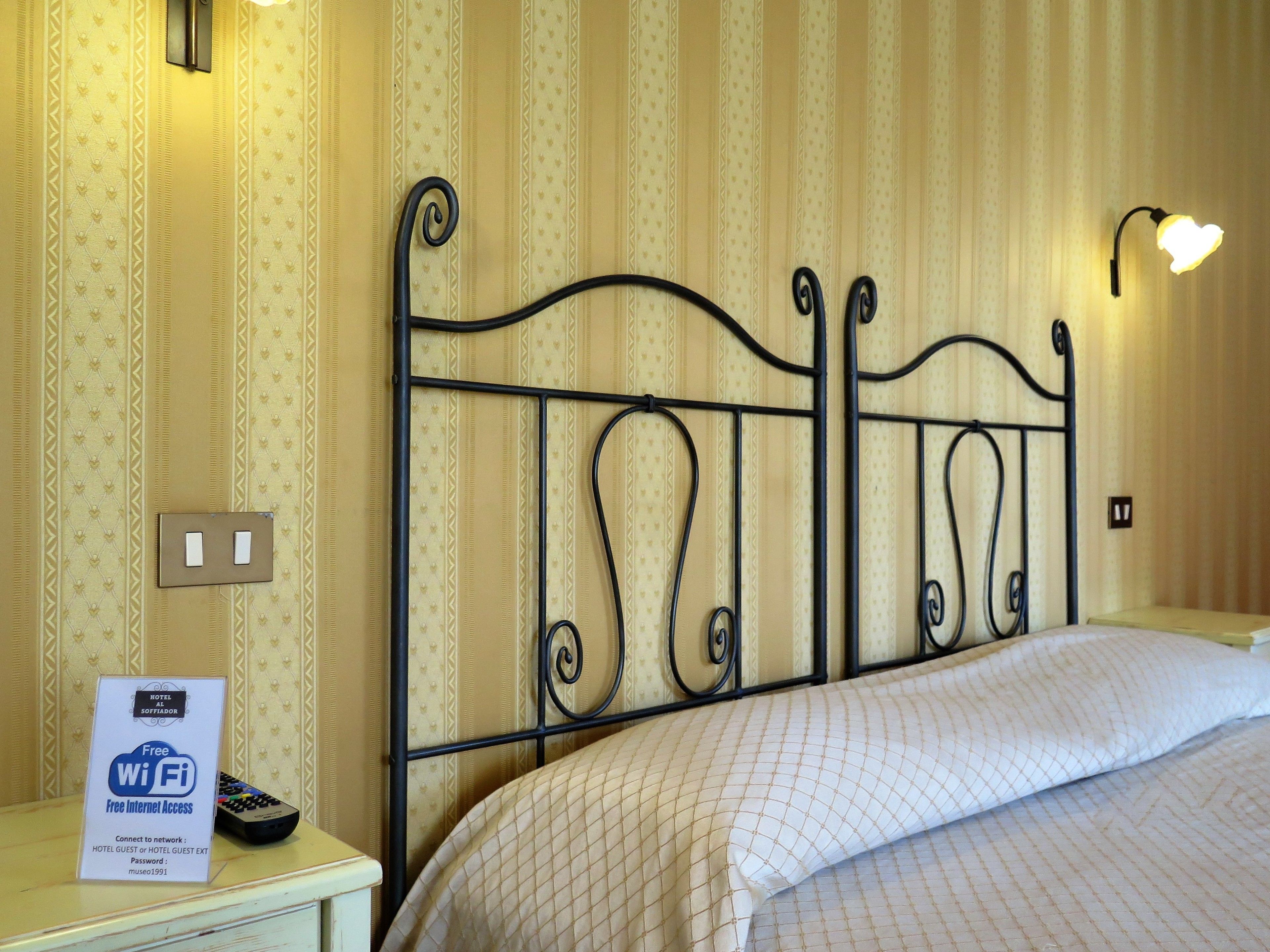 Chambre Supérieure Double ou avec lits jumeaux | Couette en duvet d'oie, bureau, Wi-Fi gratuit