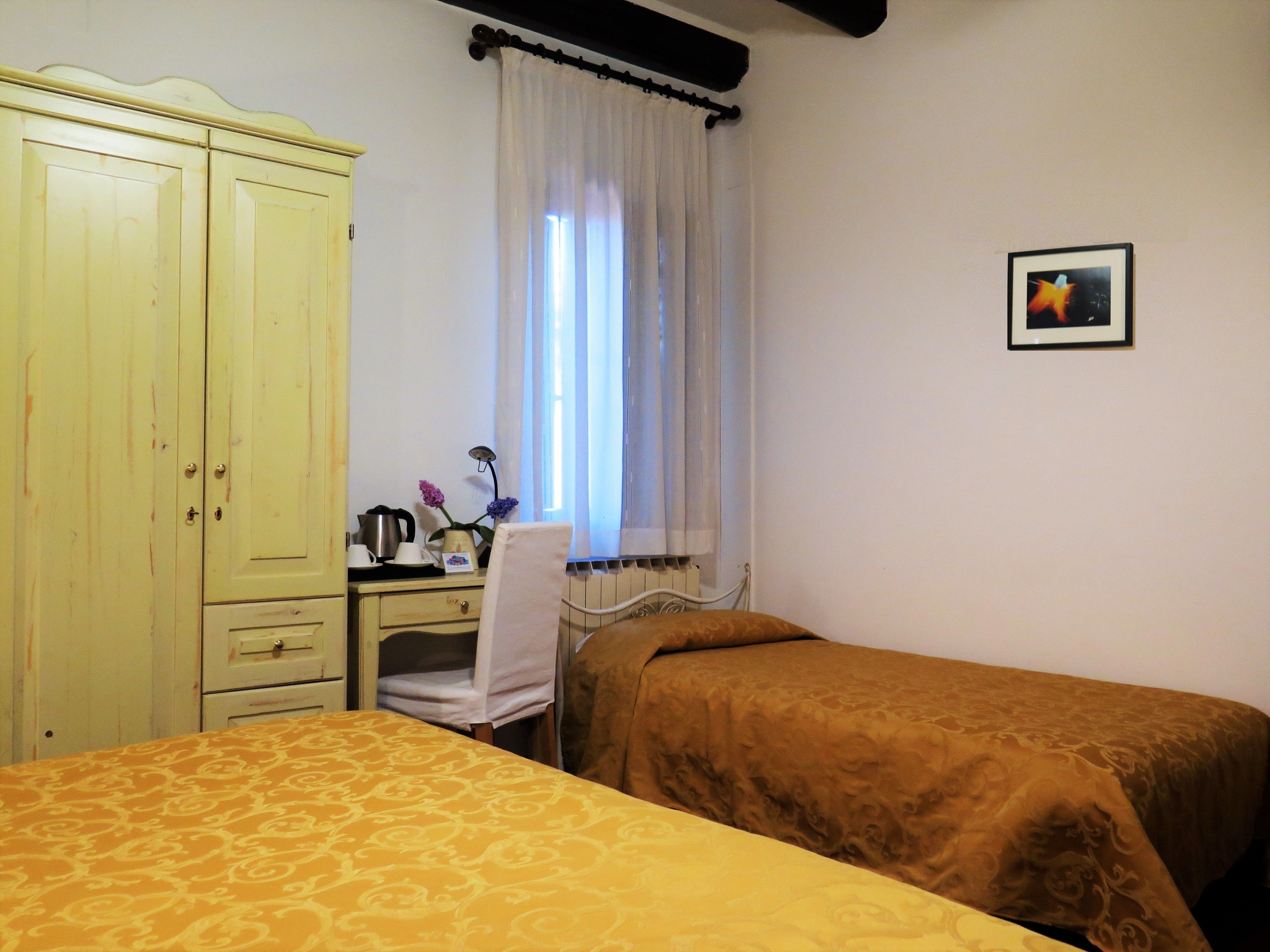 Chambre Triple Classique | Couette en duvet d'oie, bureau, Wi-Fi gratuit