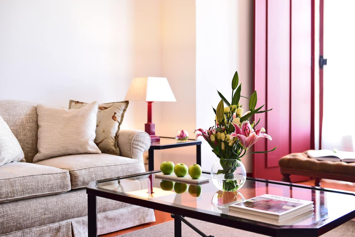 minibar, in-room safe, desk, soundproofing