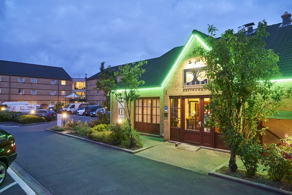 Front of property - DC Sleep & Go Brussels West (Drogenbos)