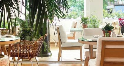 ATHENA, A Hotel to Live