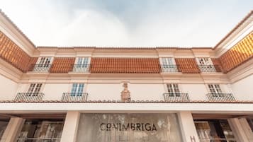 EntrĂ©e de lâhĂ©bergement