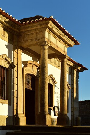 Front of property - Pousada Convento de Evora - Historic Hotel (Évora)