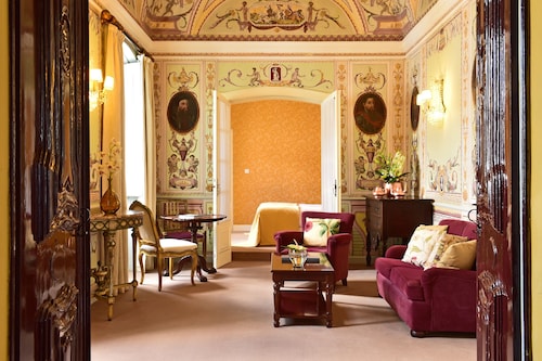 Pousada Convento de Evora - Historic Hotel