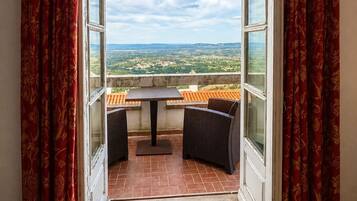 Superior Suite with balcony | Vista montagna