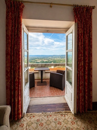 Superior Suite with balcony | Mountain view