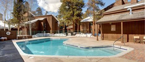 Piscina a l'aire lliure