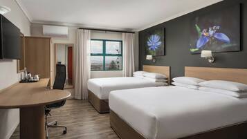 Minibar, in-room safe, desk, iron/ironing board