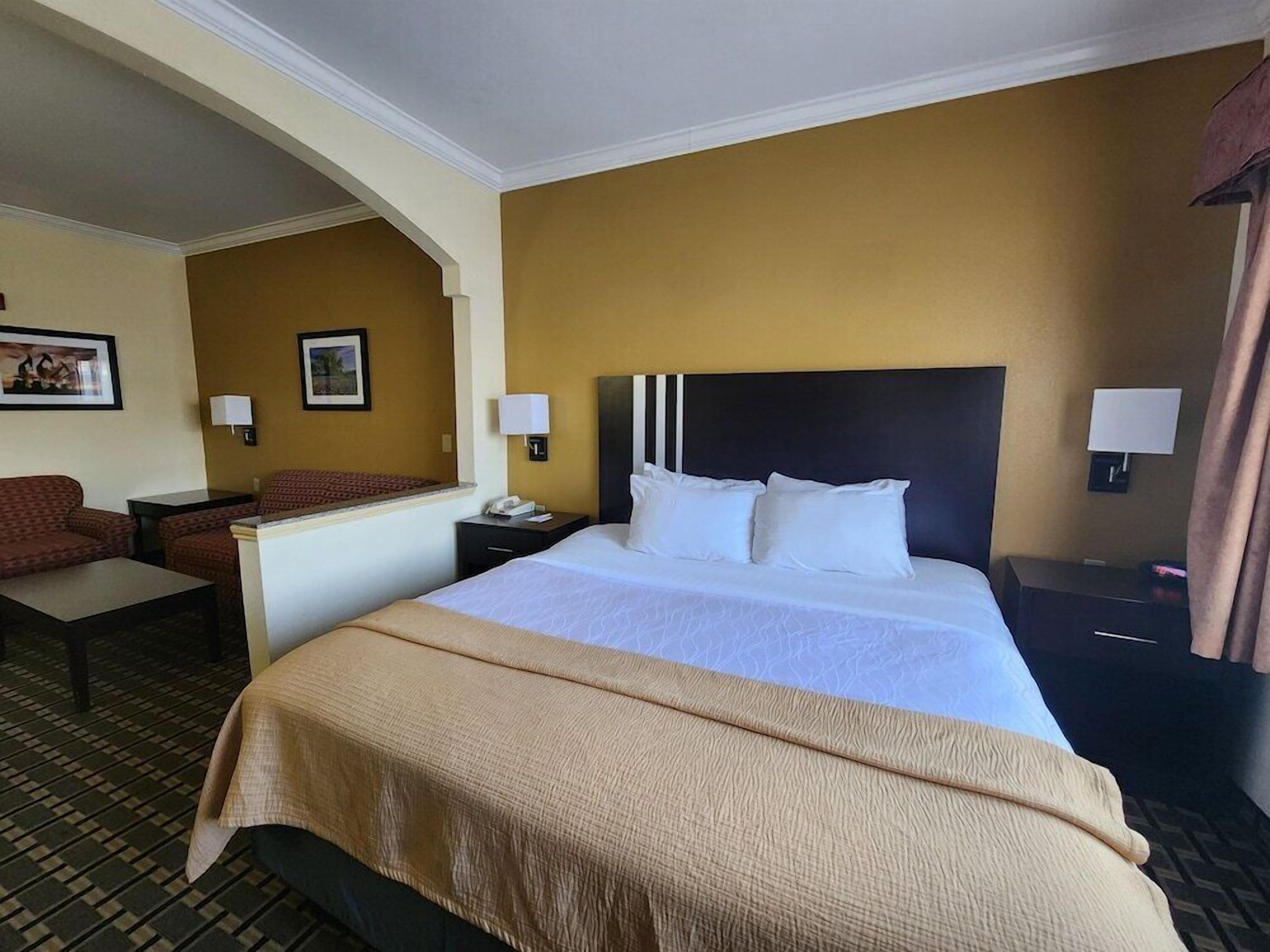 In-room safe, desk, laptop workspace, blackout curtains