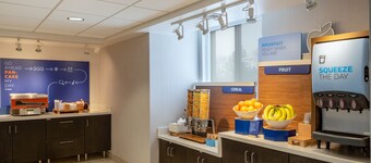 Holiday Inn Express New Orleans East by IHG