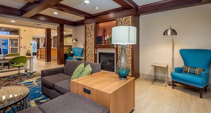 Holiday Inn & Conference Center Marshfield by IHG