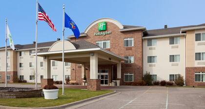 Holiday Inn & Conference Center Marshfield, an IHG Hotel