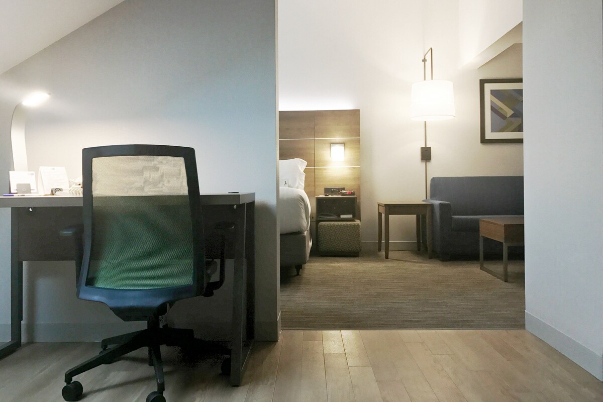 Suite, 1 King-Bett
