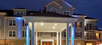Holiday Inn Express Hotel & Suites White River Junction by IHG