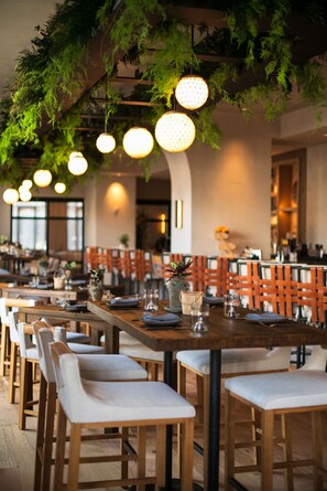 Breakfast, lunch and dinner served  - 1 Hotel San Francisco (San Francisco)