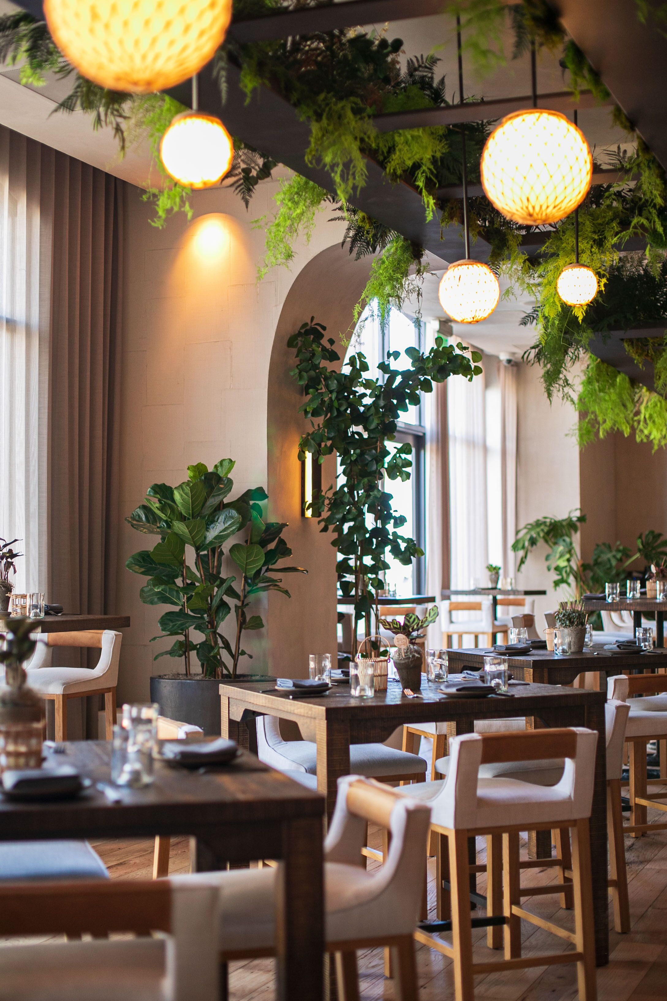 breakfast, lunch, dinner served; al fresco dining