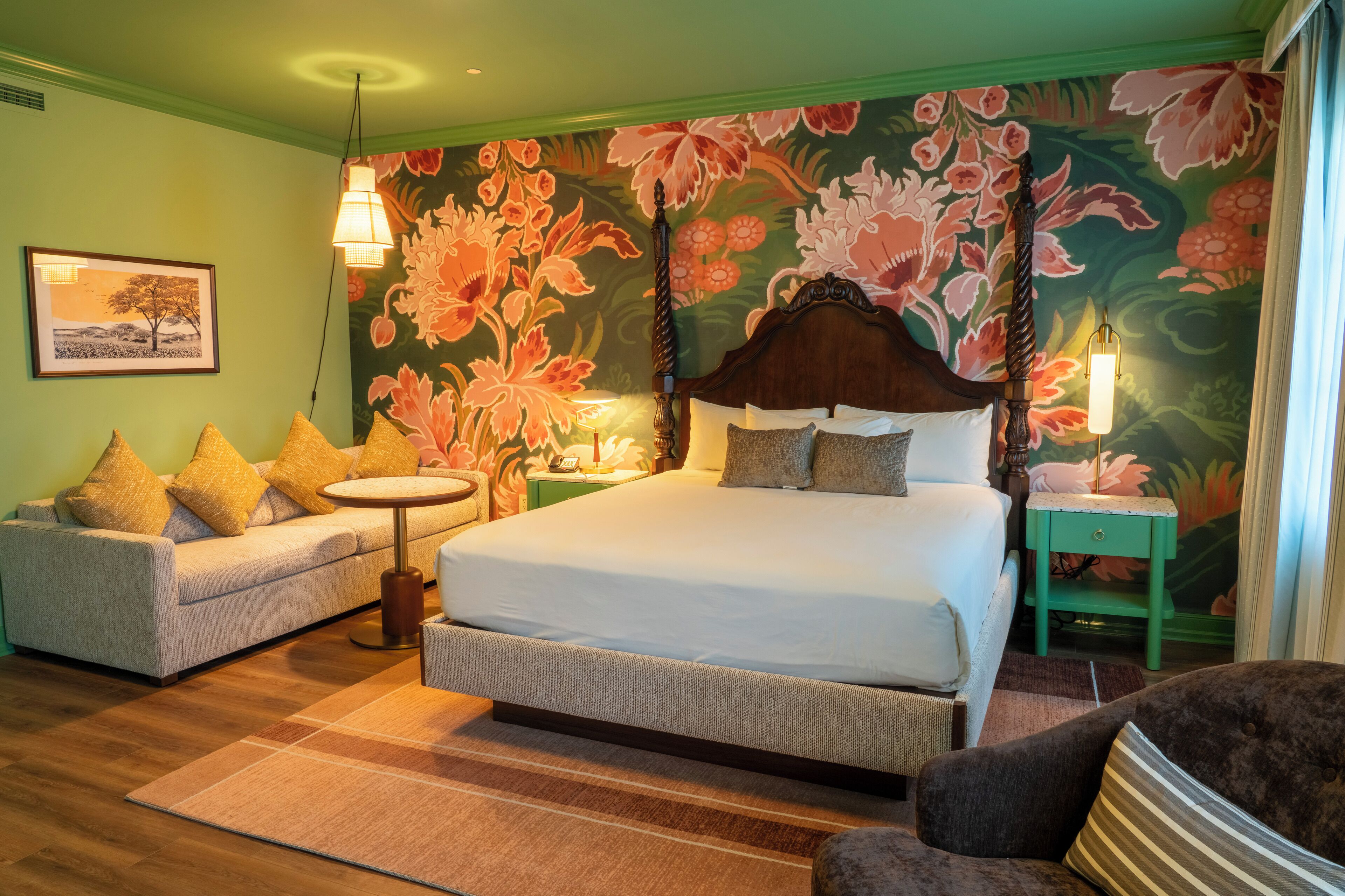 Deluxe Room, 1 King Bed | Egyptian cotton sheets, premium bedding, down comforters, pillowtop beds