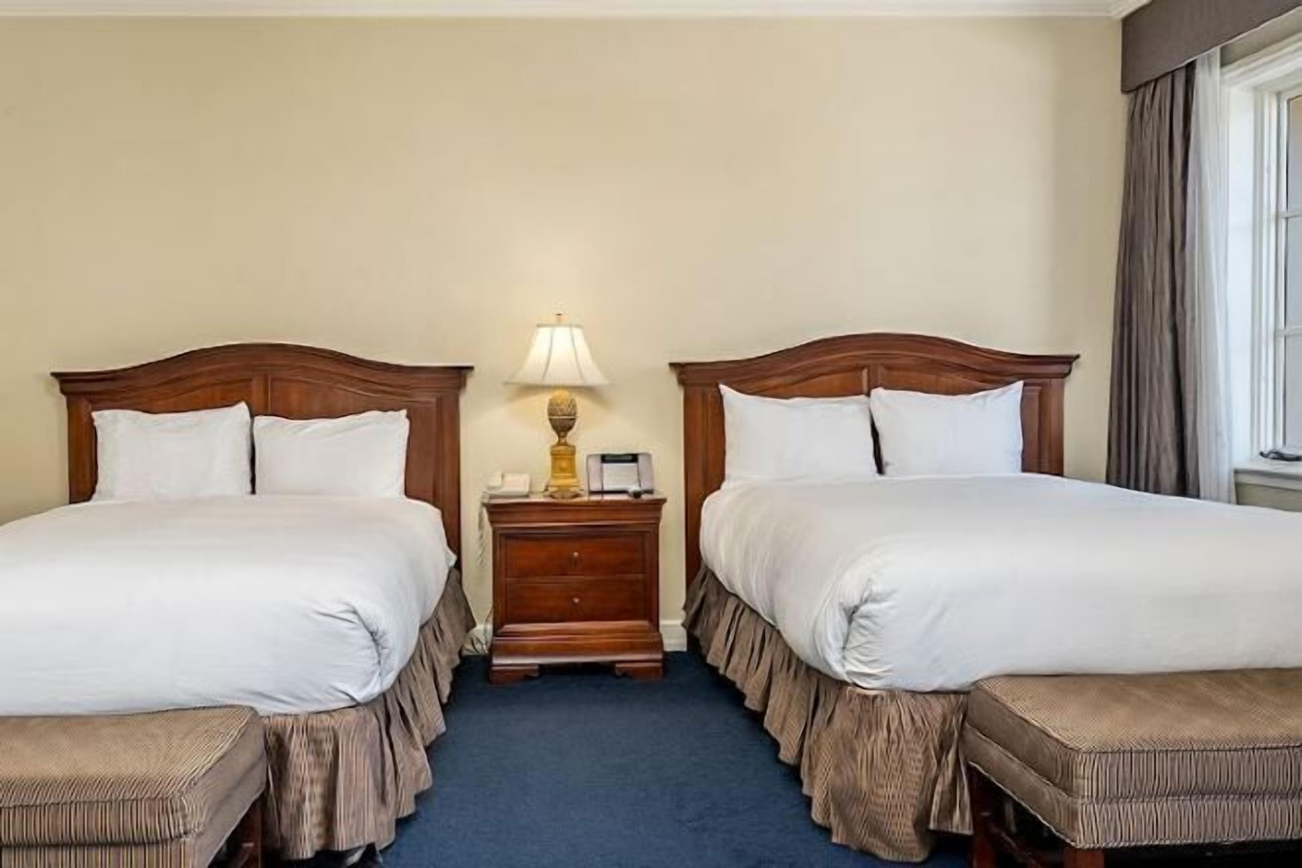 Egyptian cotton sheets, premium bedding, down comforters, pillowtop beds