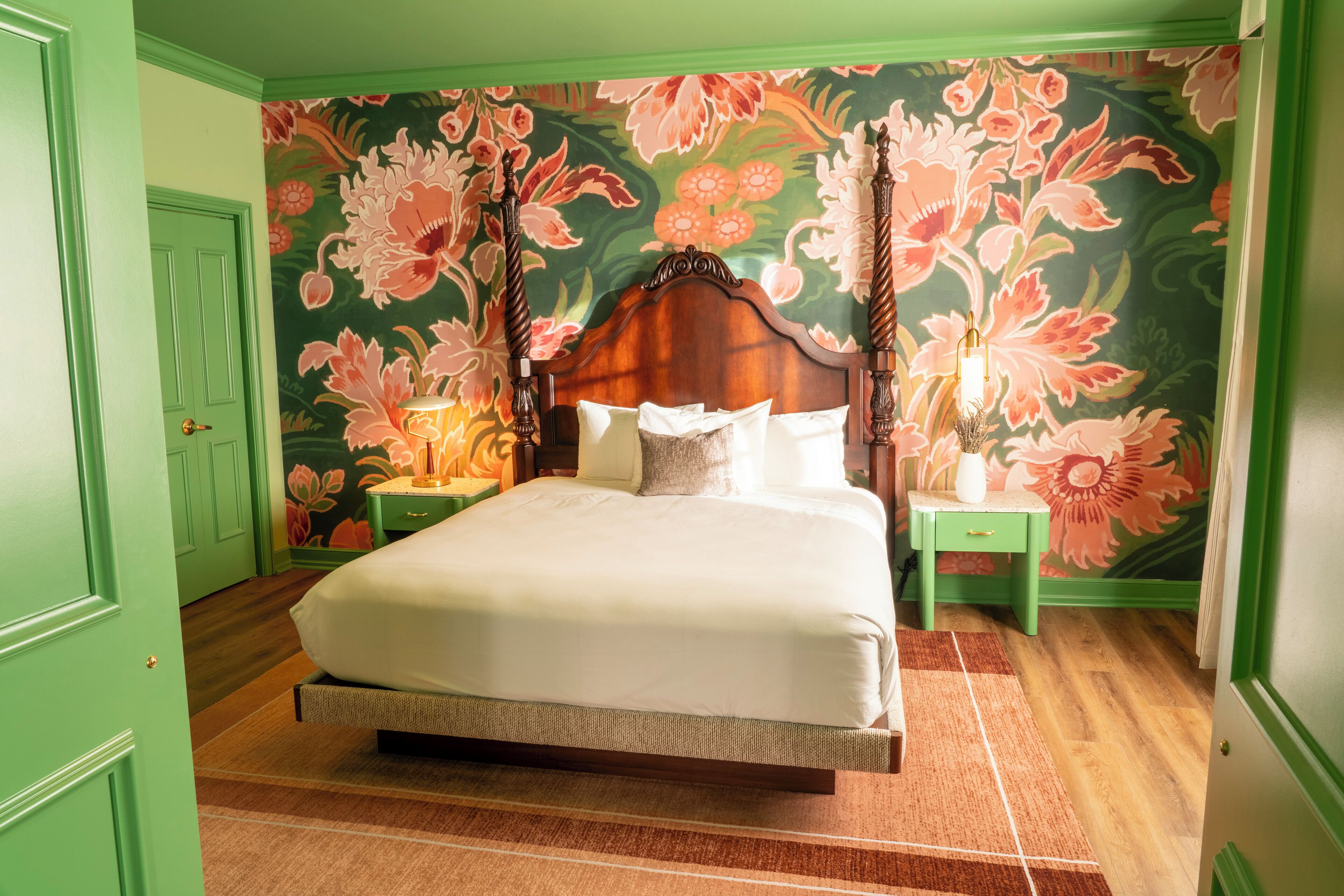 Suite, 1 King Bed | Egyptian cotton sheets, premium bedding, down comforters, pillowtop beds