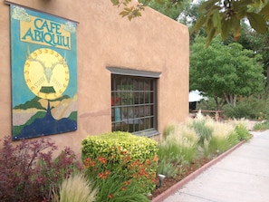Exterior detail - The Abiquiu Inn (Abiquiu)