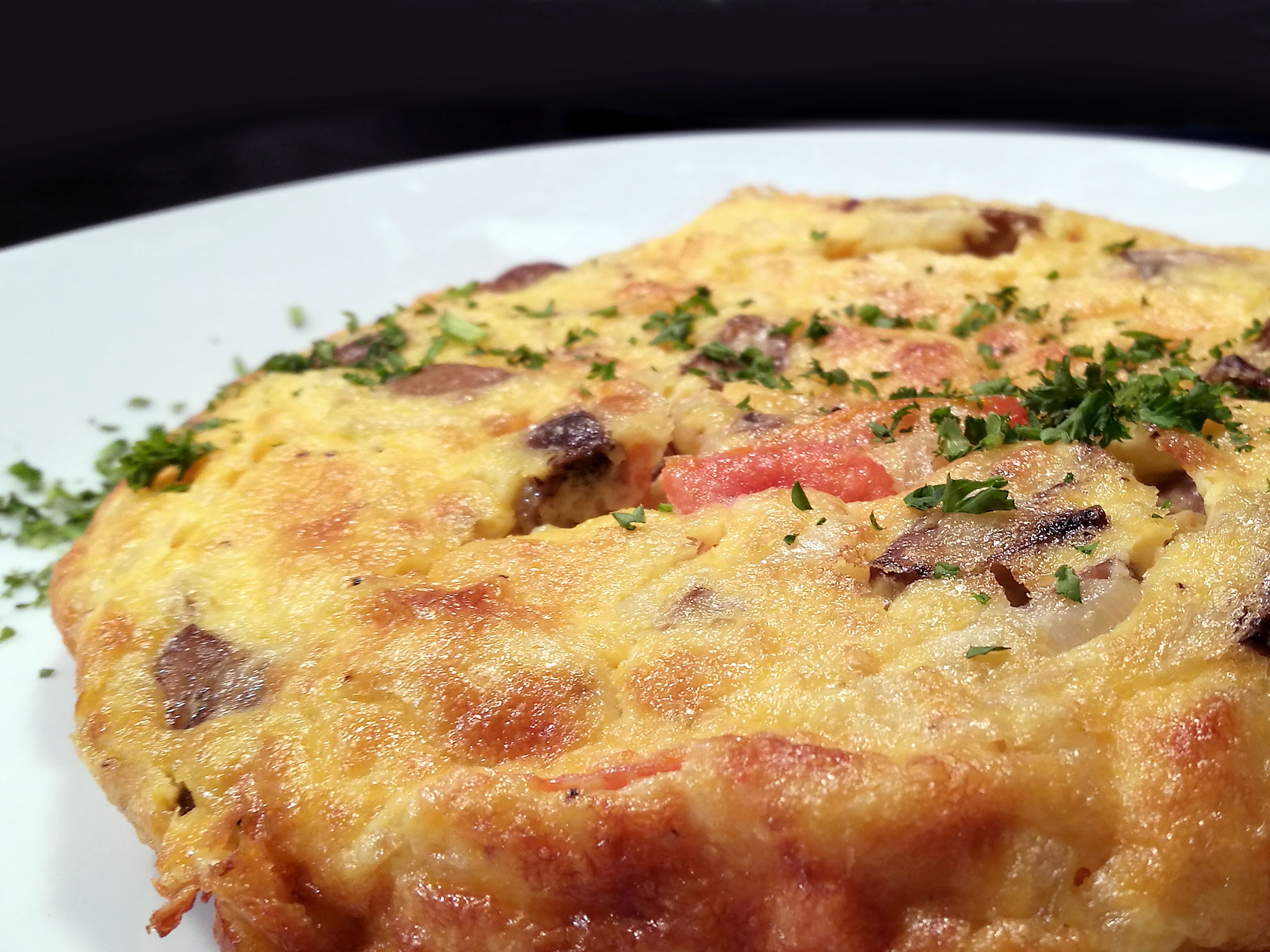 daily cooked-to-order breakfast for a fee