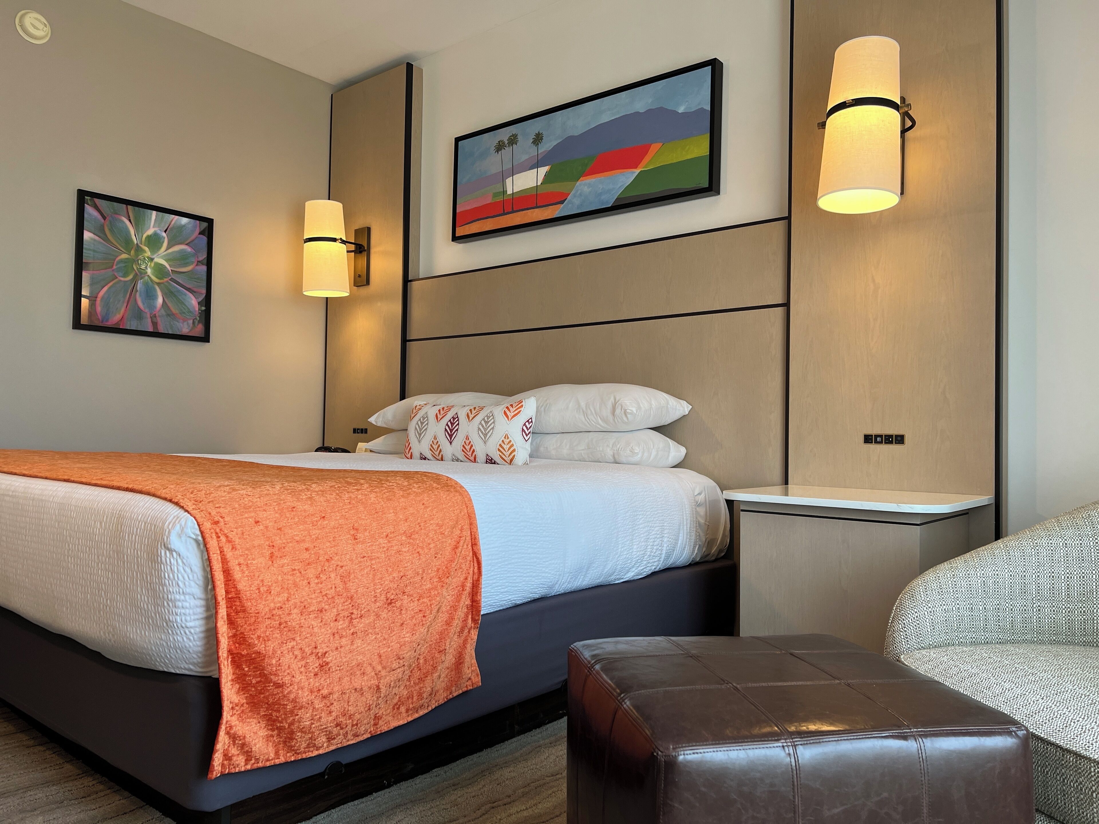 1st floor | living area | 32-inch lcd tv with premium tv channels, tv, pay films