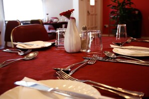 Dining - Savoy Court Hotel (Eastbourne)