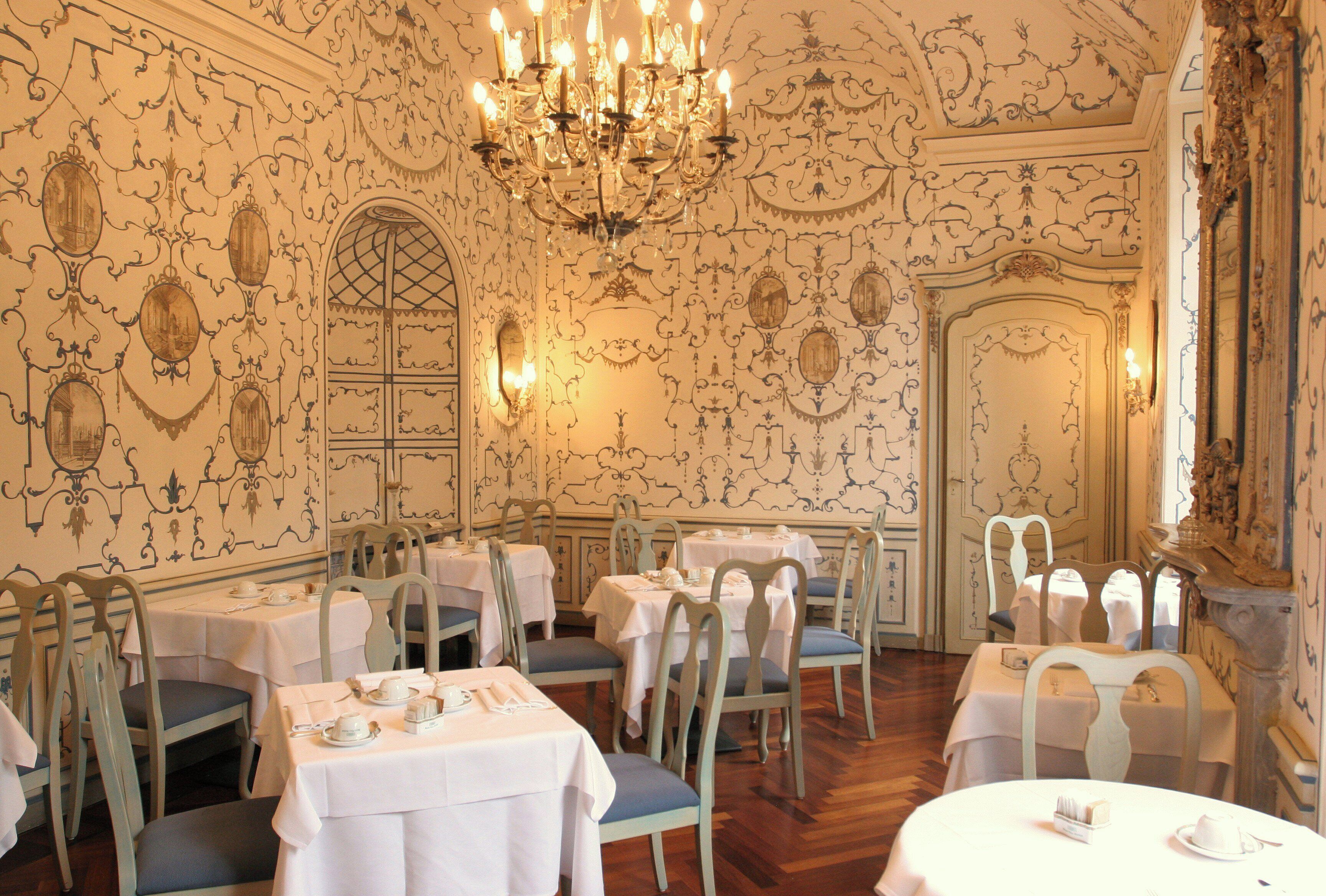 Servizio di colazione, pranzo e cena