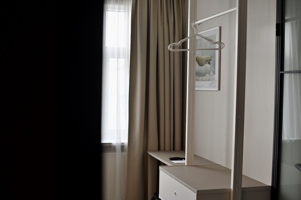 Ropa de cama de alta calidad, edredón, wifi gratis y ropa de cama 