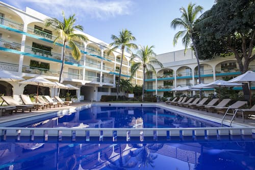 Outdoor pool, open 8:00 AM to 9:00 PM, pool umbrellas, sun loungers