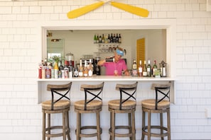 Bar (on property) - Yachtsman Hotel & Marina Club (Kennebunkport)