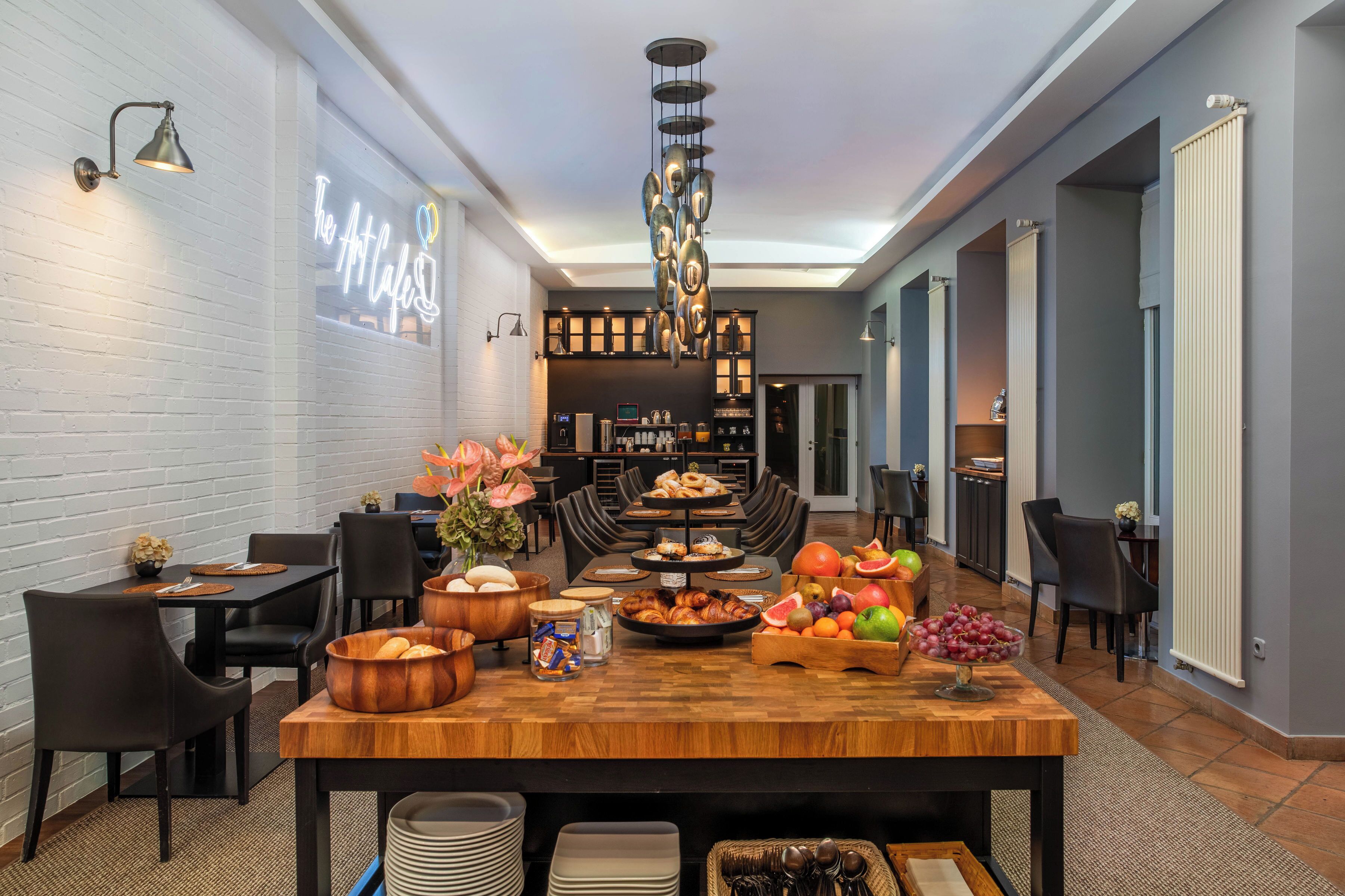 Desayuno buffet todos los días (EUR 17 por persona) 