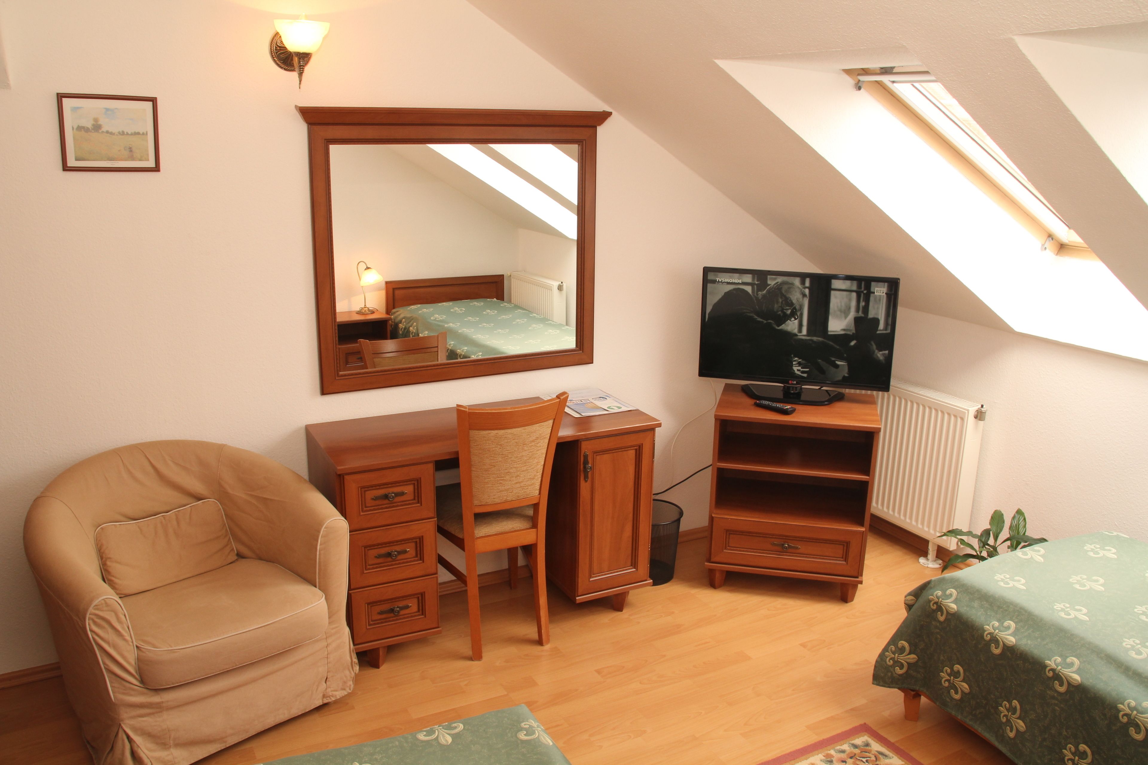 twin room, 2 single beds | hypo-allergenic bedding, in-room safe, individually decorated