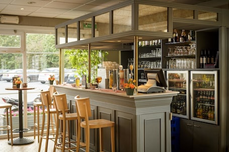 Bar (en la propiedad)