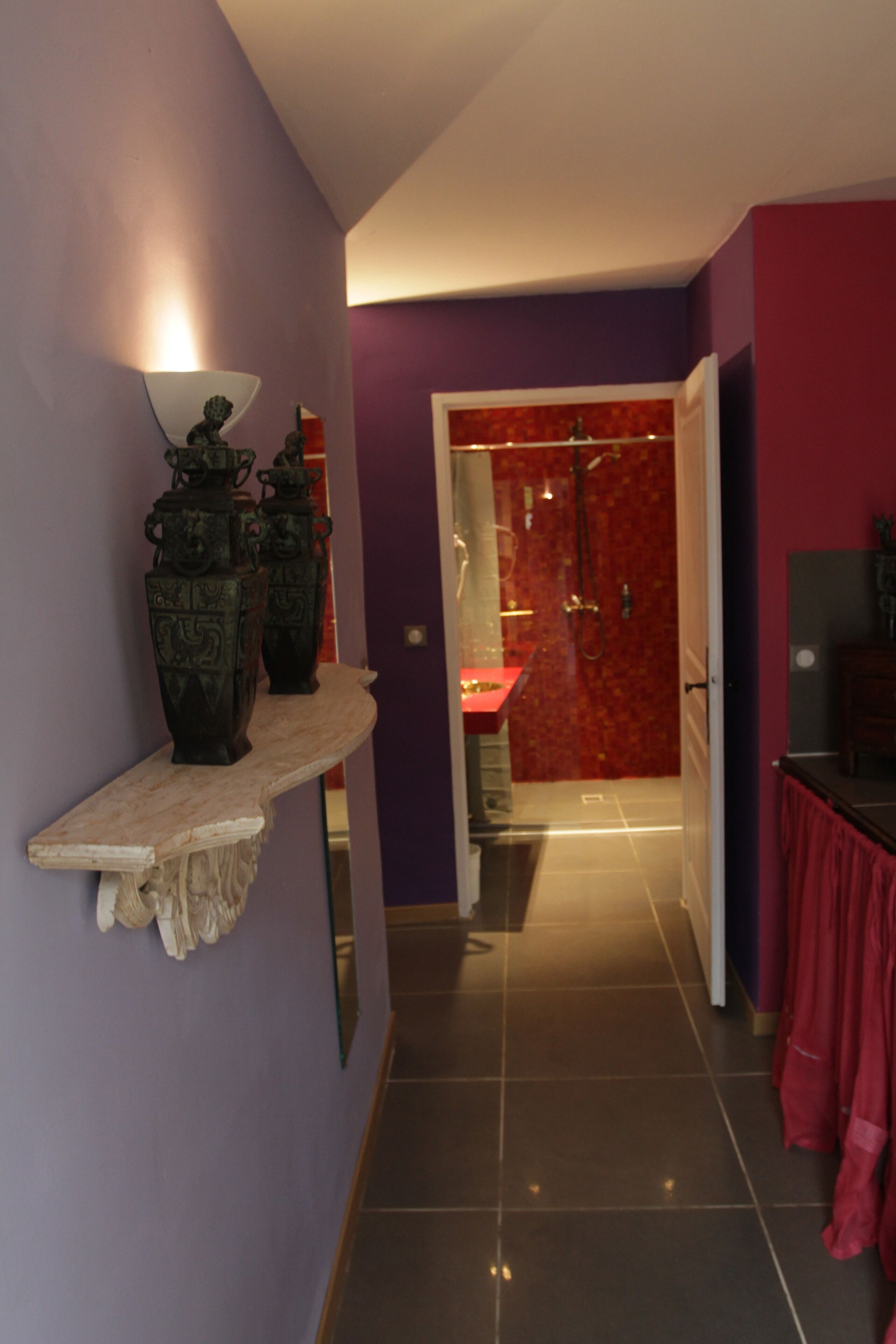 deluxe quadruple room | bathroom | shower, free toiletries, hair dryer, towels
