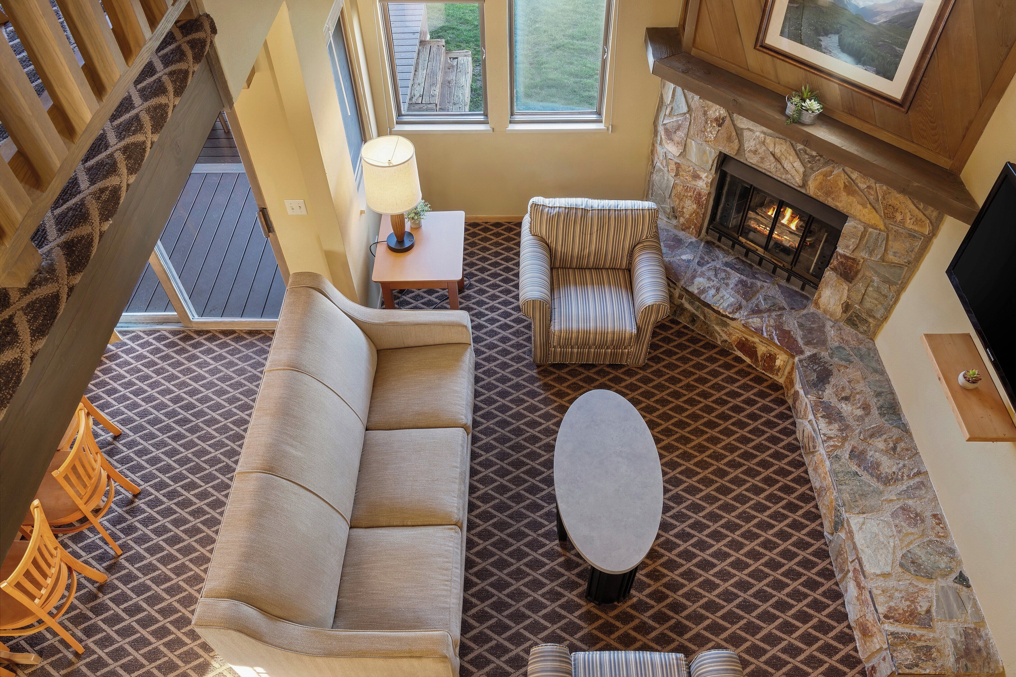 32-inch flat-screen tv with cable channels, tv