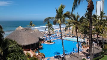 Outdoor pool, pool umbrellas