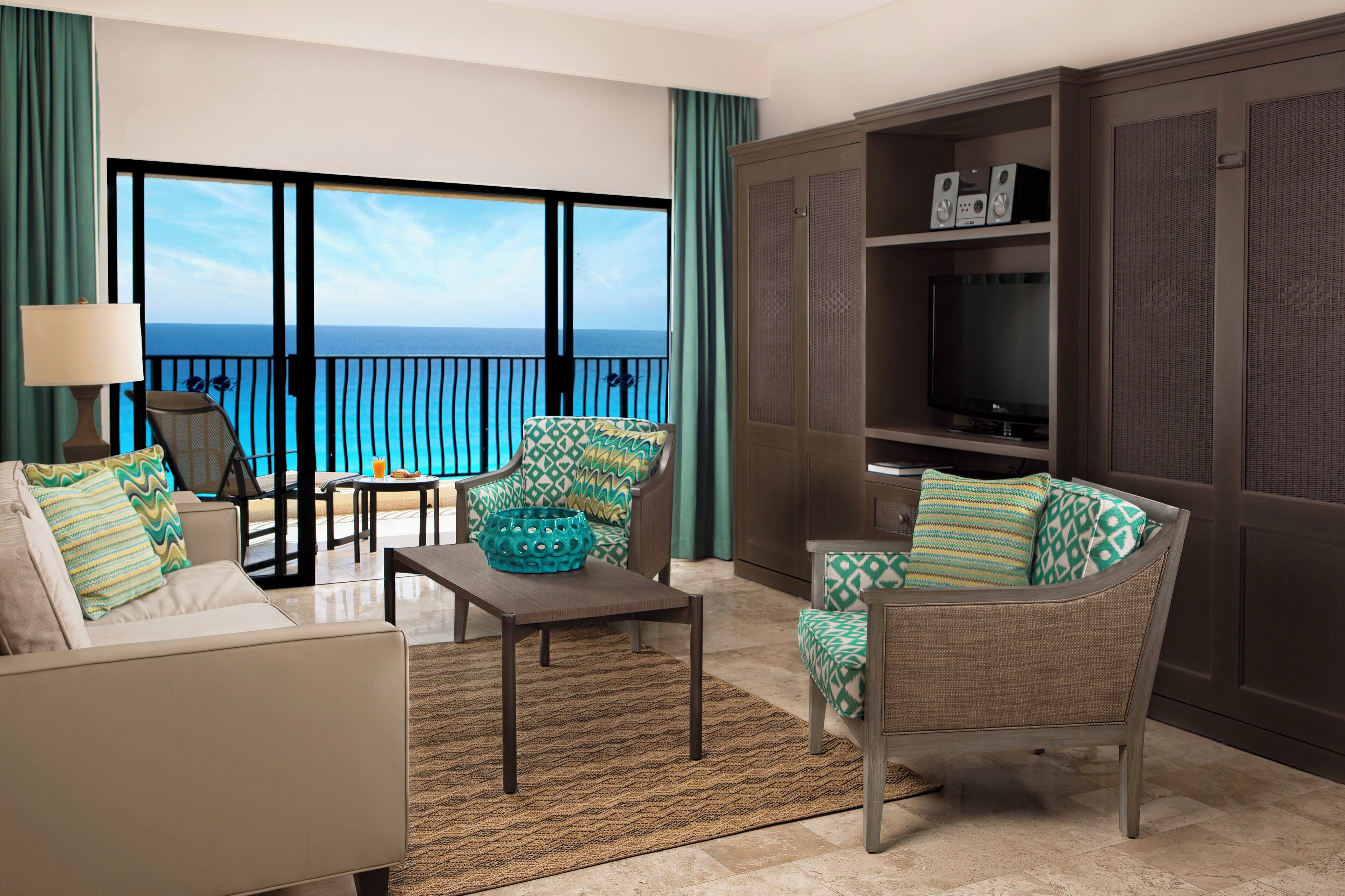 Premium bedding, pillow-top beds, in-room safe, desk