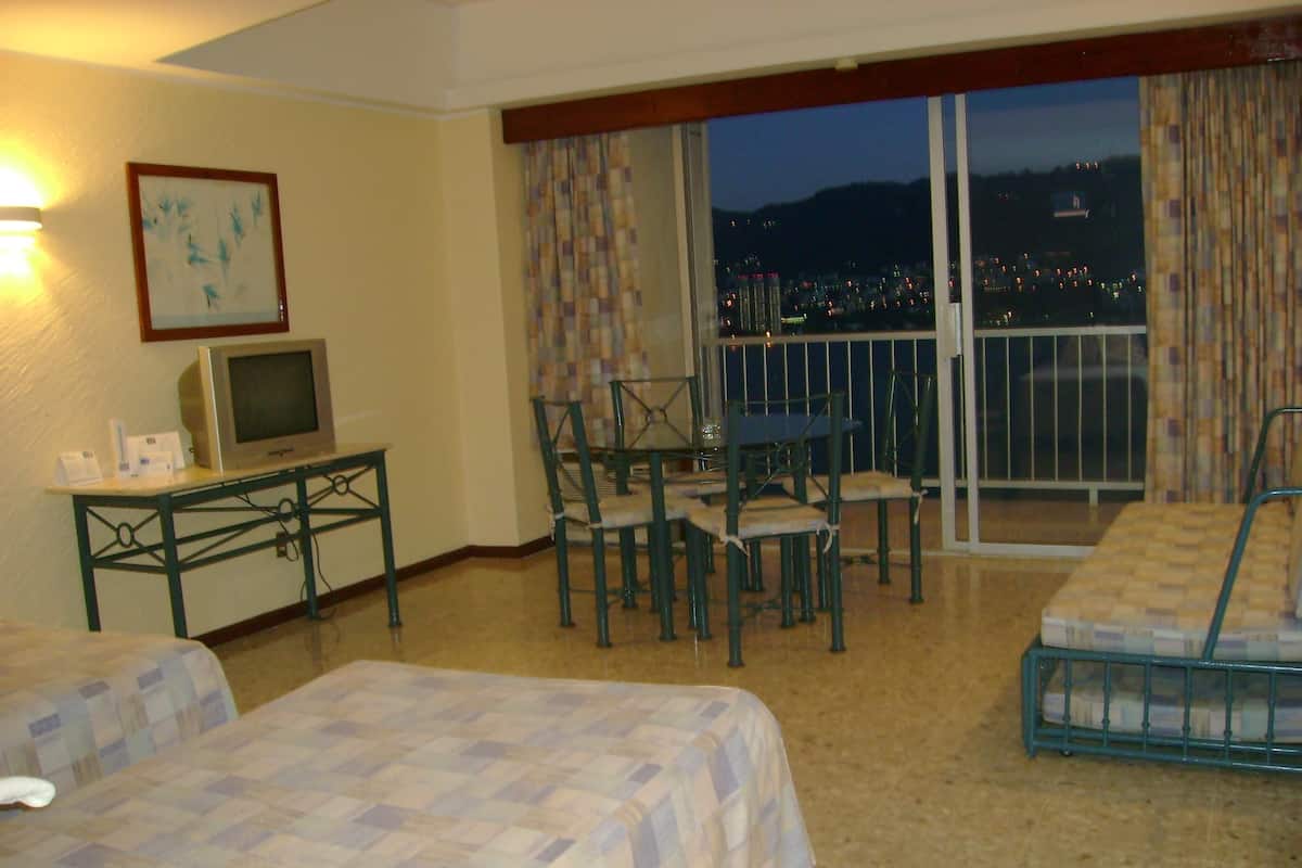 1 phòng ngủ, minibar, trang trí khác biệt, bàn ủi/dụng cụ ủi quần áo