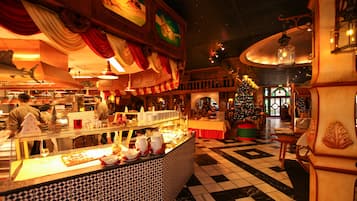 Se sirven almuerzos y cenas