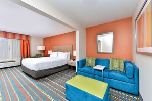 Standard Room, 1 King Bed with Sofa bed | Desk, laptop workspace, blackout drapes, iron/ironing board - Holiday Inn Express Bernalillo by IHG (Bernalillo)