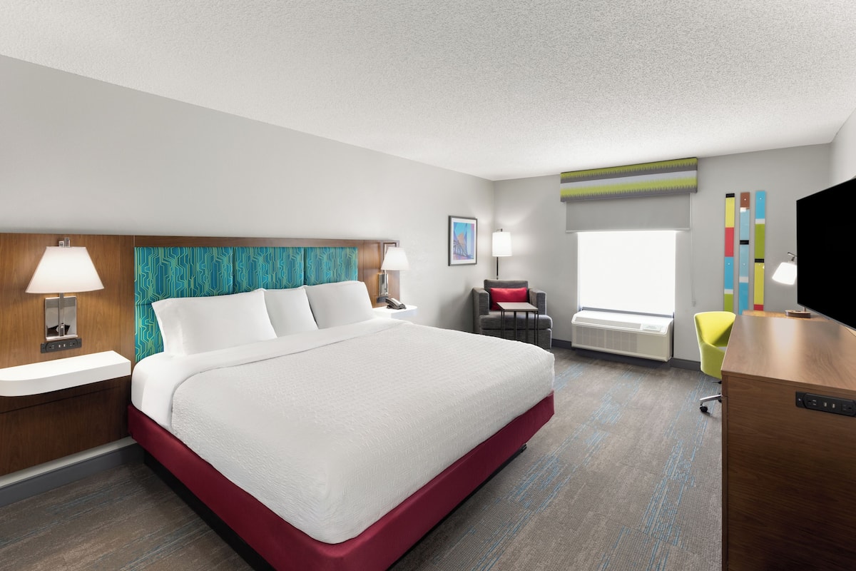 Premium bedding, desk, blackout curtains, iron/ironing board
