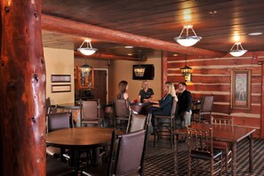 Bar (en el alojamiento)