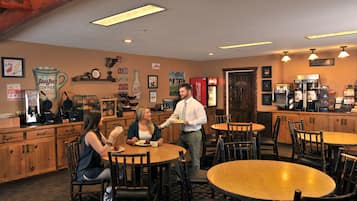 Desayuno buffet incluido entre semana