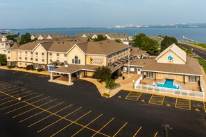 Exterior - Stoney Creek Hotel Peoria (East Peoria)
