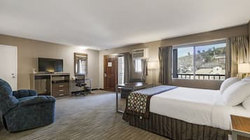 Superior Room, 1 King Bed, Non Smoking