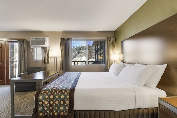 Superior Room, 1 King Bed, Non Smoking